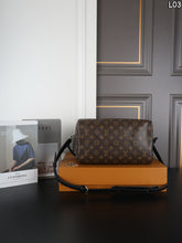 Load image into Gallery viewer, LB1432 Louis Vuitton Speedy 30 Soft / 30 x 21 cm
