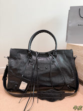 Load image into Gallery viewer, BCG071 Balenciaga Le City Large / 45 x 28 cm

