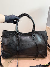Load image into Gallery viewer, BCG071 Balenciaga Le City Large / 45 x 28 cm
