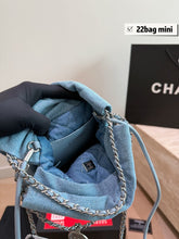 Load image into Gallery viewer, CC1374 Chanel 22 Mini Denim / 20 cm
