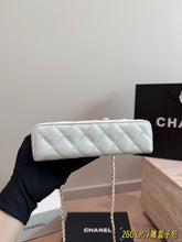 Load image into Gallery viewer, CC1376 Chanel 26C LP Vanity Case /19CM
