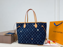 Load image into Gallery viewer, LB1435 Louis Vuitton Neverfull MM Denim/ 34 x 29 cm

