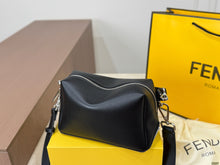 Load image into Gallery viewer, FF329 Fendi Peekaboo Mini Bag / 20 x 13 cm
