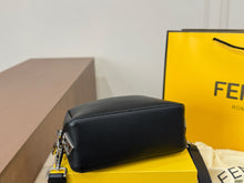 Load image into Gallery viewer, FF329 Fendi Peekaboo Mini Bag / 20 x 13 cm
