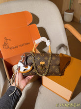 Load image into Gallery viewer, LB1438 Louis Vuitton Madeleine Nano / 20 x 11 x 5 cm
