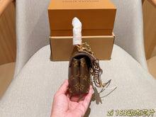 Load image into Gallery viewer, LB1438 Louis Vuitton Madeleine Nano / 20 x 11 x 5 cm
