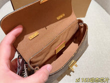 Load image into Gallery viewer, LB1438 Louis Vuitton Madeleine Nano / 20 x 11 x 5 cm
