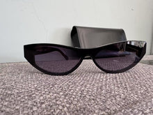 Load image into Gallery viewer, JW946 CC Cat Eye Sunglasses
