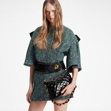 Load image into Gallery viewer, LB869 Coussin PM / 10.2 x 7.9 x 4.7 inches
