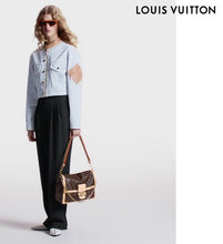 Load image into Gallery viewer, LB974 Dauphine Soft GM / 11 x 7.9 x 4.3 inches
