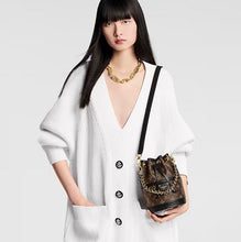 Load image into Gallery viewer, LB987 Canoé / 5.5 x 8.1 x 5.5 inches / HIGHEST QUALITY VERSION
