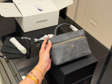 Load image into Gallery viewer, CC1476 CHANEL Hobo "Lunch Box" Bag / 19 x 12 cm
