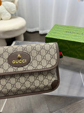 Load image into Gallery viewer, GC538 NEO VINTAGE GG SUPREME BELT BAG
