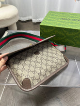 Load image into Gallery viewer, GC538 NEO VINTAGE GG SUPREME BELT BAG
