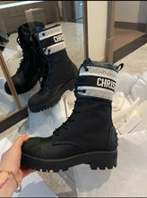 Load image into Gallery viewer, SE1735 D-Major Ankle Boot Size 5-11
