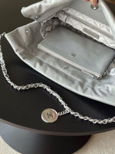 Load image into Gallery viewer, CC1686 CHANEL 22 Bag / HIGHEST QUALITY VERSION / Small/Medium
