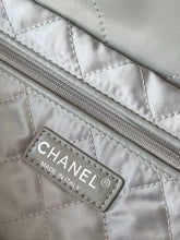 Load image into Gallery viewer, CC1686 CHANEL 22 Bag / HIGHEST QUALITY VERSION / Small/Medium
