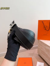 Load image into Gallery viewer, BL274 Hermès Orange Calfskin Leather Belt
