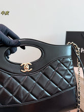 Load image into Gallery viewer, CC1680 CHANEL 26A 31 Bag / 32 x 25 x 5.5 cm
