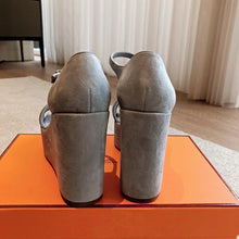 Load image into Gallery viewer, SE1348 H Innocente Wedge Sandals / Size4-11
