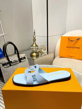 Load image into Gallery viewer, SE1095 LV Isola Flat Mule /  Size5-11
