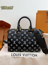Load image into Gallery viewer, LB1553 Louis Vuitton Speedy P24 / 25 x 18 x 13 cm
