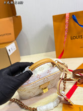Load image into Gallery viewer, LB1510 LV Nano Speedy Monogram Empreinte Calfskin Edition / 19 cm

