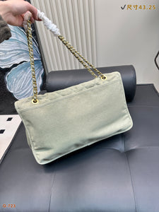 CC1128 Maxi Hobo Bag / 17x9.8x6.3inch