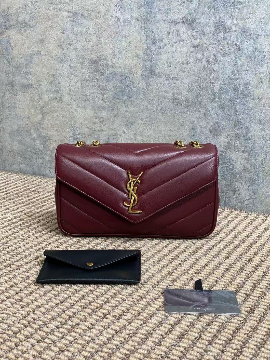 YSK420 LOULOU Small in MATELASSÉ Lambskin / 9.4
