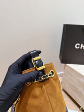 Load image into Gallery viewer, CC1687 CHANEL Two-Tone Hobo Bag / 33 x 25 cm
