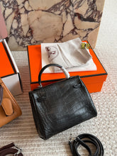 Load image into Gallery viewer, HM195 Hermes Kelly Doll Bag / 16 x 12 cm
