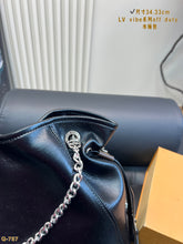 Load image into Gallery viewer, LB1341 Off Duty Vibe MM / 13 x 9.4 x 4.5 inches
