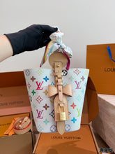 Load image into Gallery viewer, LB1579 LV All In BB Bucket Bag / 16×18×12cm
