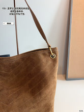 Load image into Gallery viewer, YSK431 NIKI Supple Small/Medium Bucket in Suede
