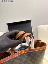 Load image into Gallery viewer, CL154 CELINE Square Cabas Triomphe Tote / 28 x 24 x 9 cm
