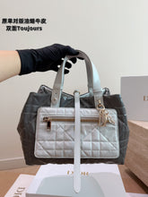 Load image into Gallery viewer, DR650 Dior Reversible Toujours Tote / Medium 28x21cm &amp; Small 18x20cm
