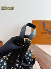 Load image into Gallery viewer, LB1553 Louis Vuitton Speedy P24 / 25 x 18 x 13 cm
