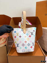 Load image into Gallery viewer, LB1579 LV All In BB Bucket Bag / 16×18×12cm
