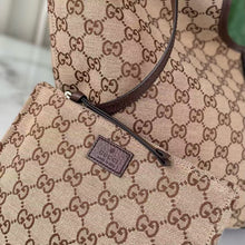 Load image into Gallery viewer, GC729 Gucci Giglio Large Tote Bag / 16.5&quot; (23.6&quot;)W x 18.5&quot;H x 6.3&quot;D / HIGHEST QUALITY VERSION
