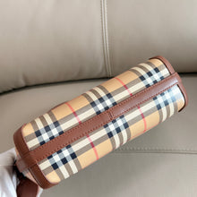 Load image into Gallery viewer, BUR136 Burberry House Check Canvas / HIGHEST QUALITY VERSION / 25.5×15×11.5cm
