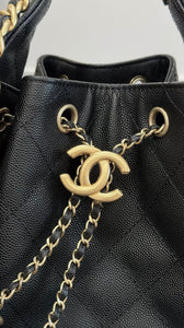 CC1152 CHANEL 25 Medium Handbag / 15.7 x 11.8 x 5.9in / HIGHEST QUALITY VERSION