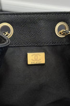 Load image into Gallery viewer, CC1152 CHANEL 25 Medium Handbag / 15.7 x 11.8 x 5.9in / HIGHEST QUALITY VERSION
