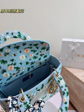 Load image into Gallery viewer, DR649 Dior Lady D-Lite Bag / HIGHEST QUALITY VERSION / 24 cm
