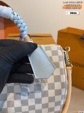 Load image into Gallery viewer, LB1472 Louis Vuitton Speedy Bandoulière 30 / 30 x 21  x 17 cm
