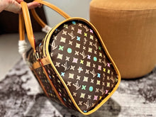 Load image into Gallery viewer, LB979 Lyler Dog Carrier / 17.3 x 12.6 x 9.1 inches
