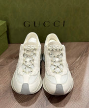 Load image into Gallery viewer, SE1199 Women&#39;s Gucci Run Sneaker / Size4-11
