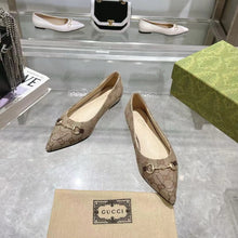 Load image into Gallery viewer, SE1579 Gucci Women&#39;s Horsebit Ballet Flat / Size5-11
