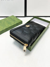 Load image into Gallery viewer, GC652 GG Marmont Zip Around Wallet / 7.5&quot;W x 4.1&quot;H x .8&quot;D
