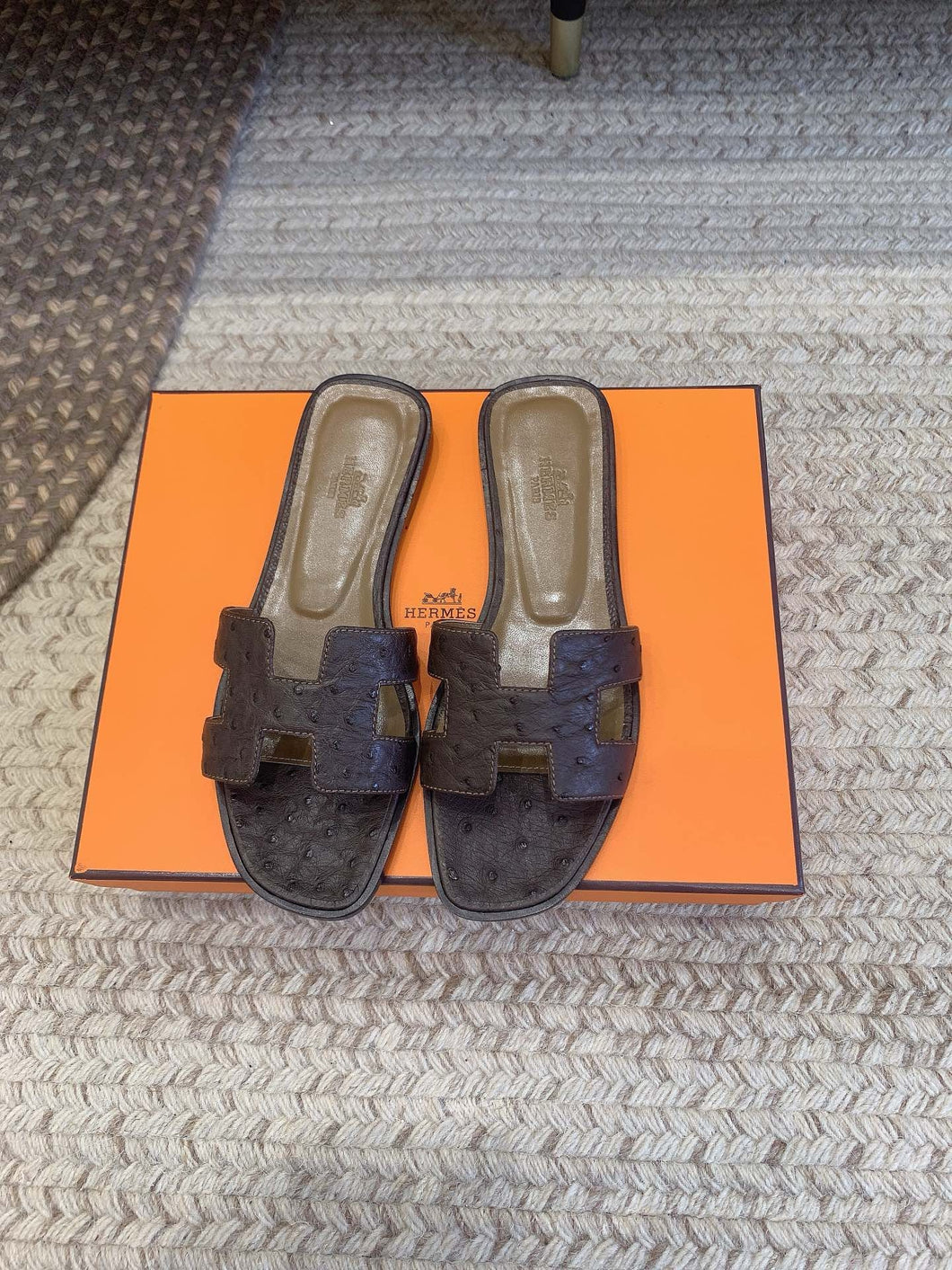 SE1582 Hermes Oran Sandal / Size5-12