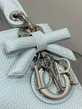 Load image into Gallery viewer, DR667 Lady Dior Mini 3-Quilt / HIGHEST QUALITY VERSION / 17 cm
